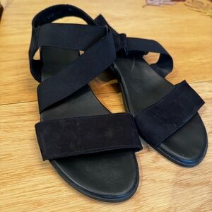 ARCHE Sandals